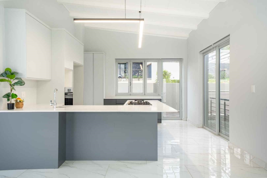 5 Bedroom Property for Sale in Fairhaven Country Estate Western Cape